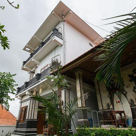 Pande Homestay Canggu  Luaran gambar