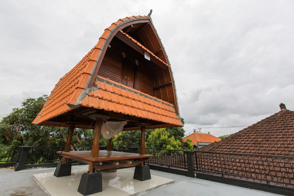 Pande Homestay Canggu  Luaran gambar