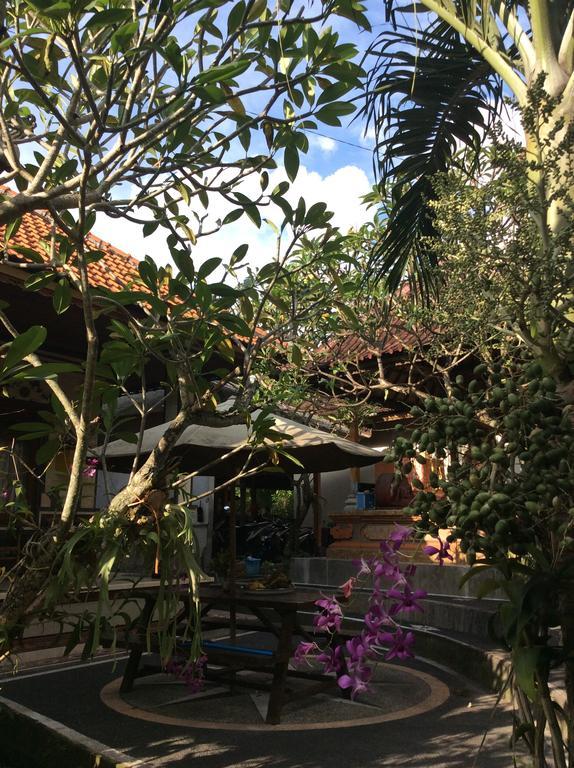 Pande Homestay Canggu  Luaran gambar