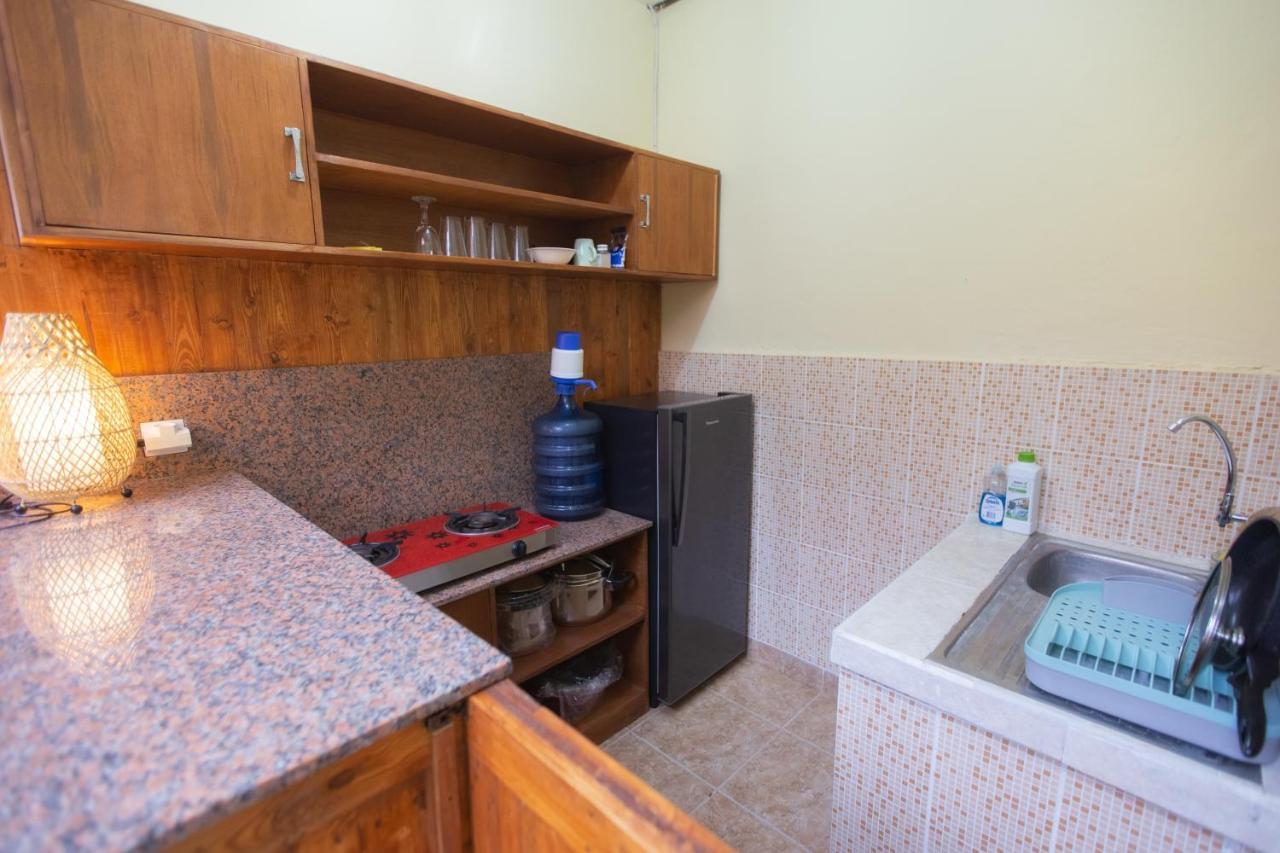 Pande Homestay Canggu  Luaran gambar